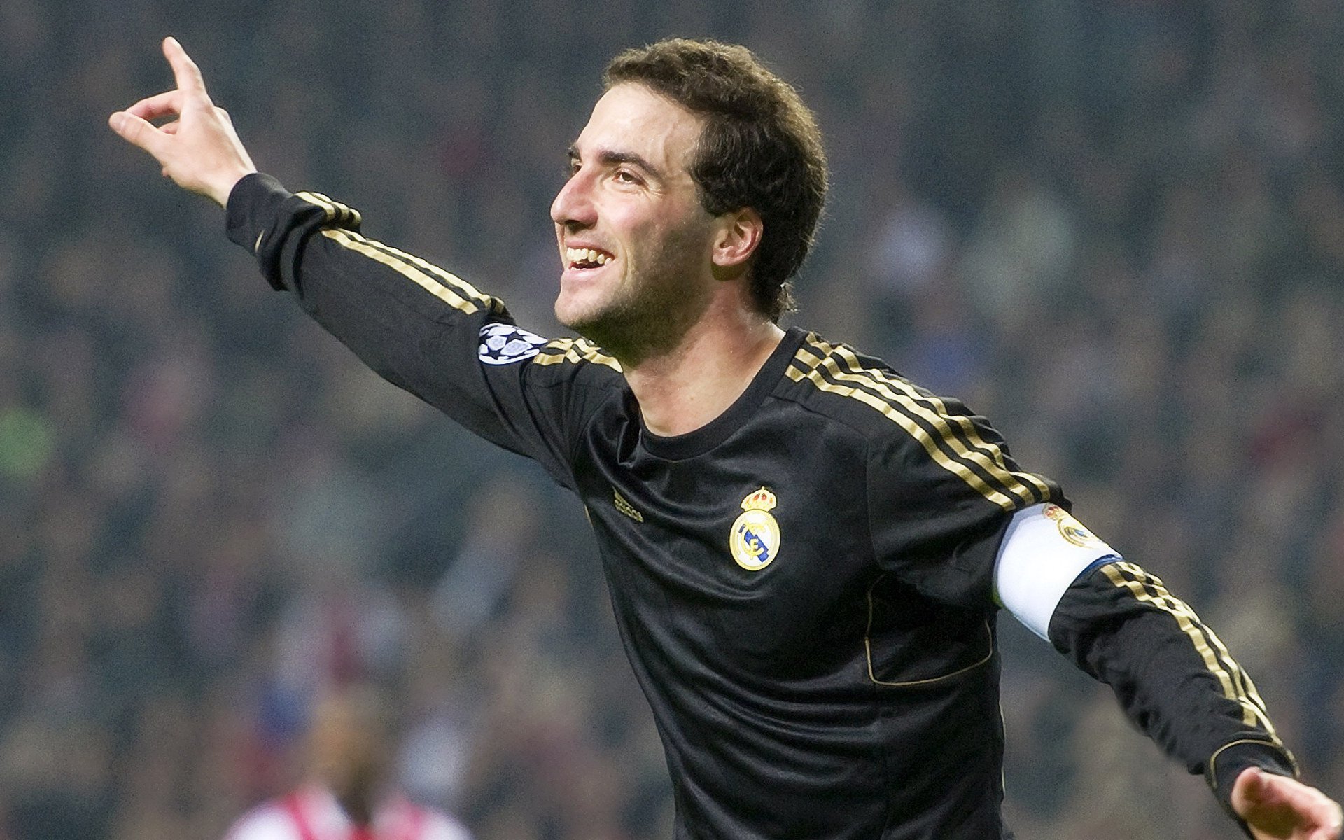 _酷炫运动风：运动与街头文化结合_，街头运动风穿搭